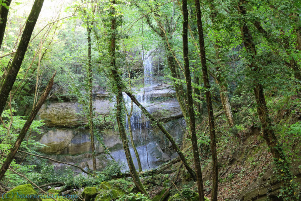 Stürzende Wasser